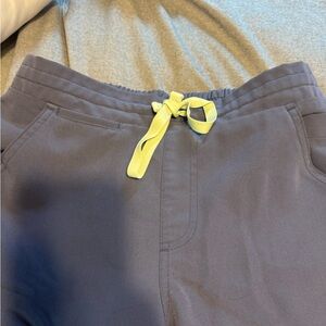 Gray Fig Scrub women’s set xs